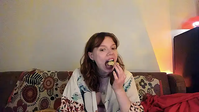 Snapshot of ClancyMorissey chatting on 01/21/25, 10:30 ClancyMorissey online show from 01/21/25, 10:30