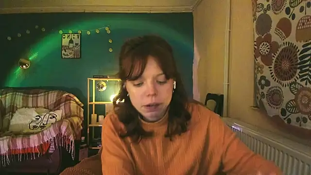 Snapshot of ClancyMorissey chatting on 03/03/25, 08:43 ClancyMorissey online show from 03/03/25, 08:43