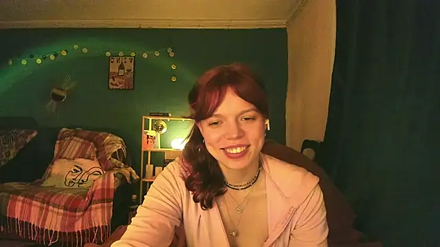 Snapshot of ClancyMorissey chatting on 03/08/25, 12:00 ClancyMorissey online show from 03/08/25, 12:00