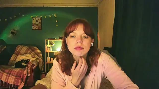 Snapshot of ClancyMorissey chatting on 03/11/25, 12:11 ClancyMorissey online show from 03/11/25, 12:11