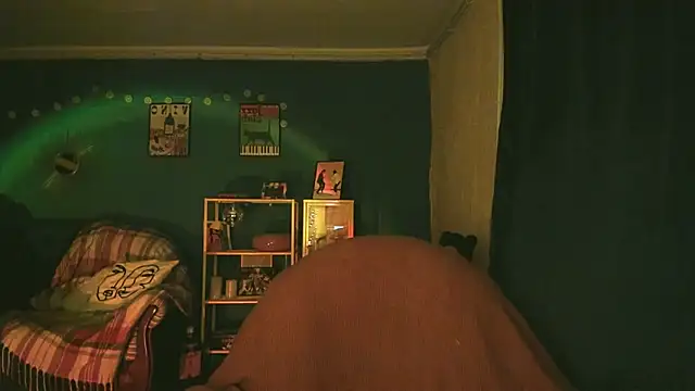 Snapshot of ClancyMorissey chatting on 03/15/25, 09:05 ClancyMorissey online show from 03/15/25, 09:05