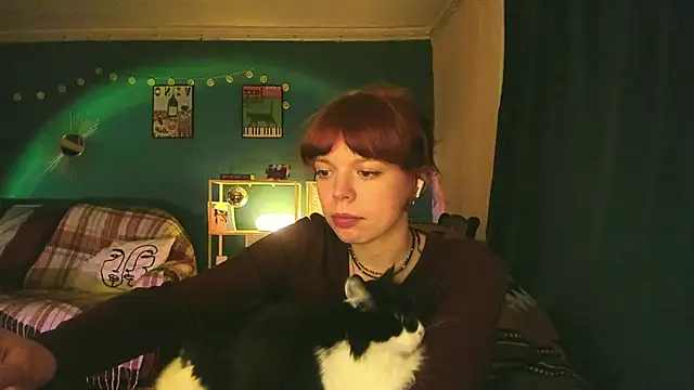 Snapshot of ClancyMorissey chatting on 03/17/25, 02:19 ClancyMorissey online show from 03/17/25, 02:19