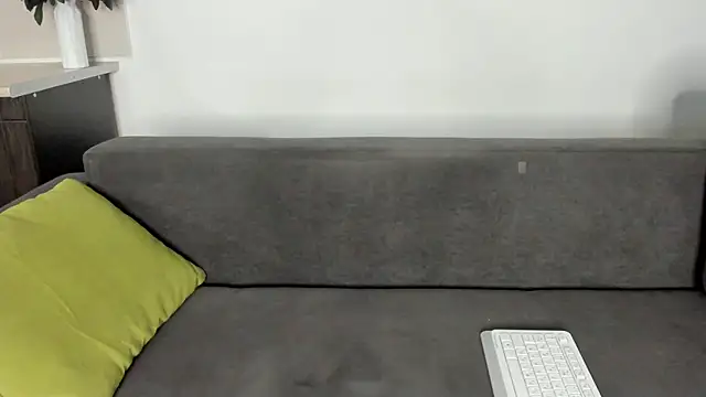 Snapshot of miss_emily_ chatting on 12/25/24, 09:54 miss emily  online show from 12/25/24, 09:54