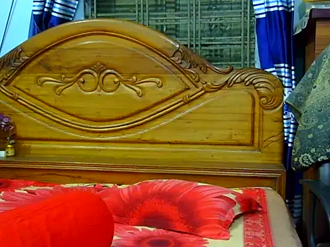 Snapshot of Daneldayna chatting on 07/03/26, 03:29 Daneldayna online show from 07/03/26, 03:29
