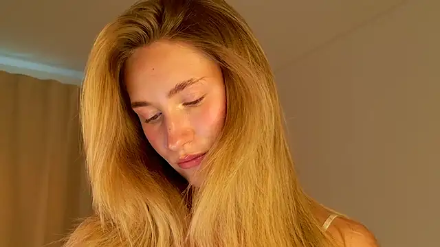 bella  rose online show from 05/11/26, 02:45