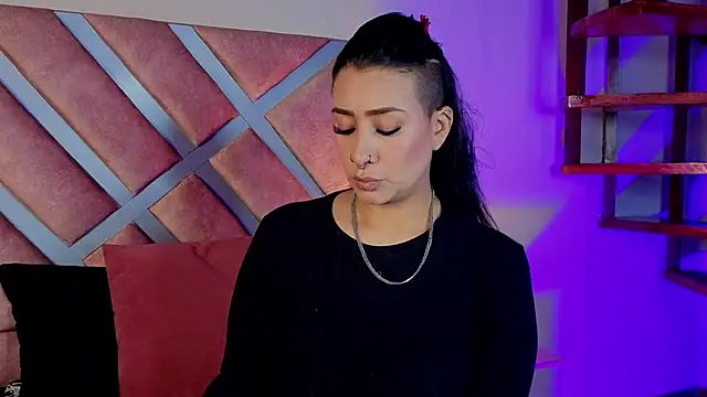  kelly hous36 online show from 04/13/26, 12:32