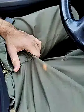 Snapshot of Boring_one chatting on 01/15/25, 02:13 Boring one online show from 01/15/25, 02:13