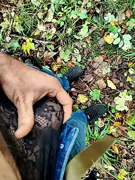 Snapshot of Boring_one chatting on 10/06/25, 12:57 Boring one online show from 10/06/25, 12:57