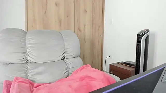 xspecialoomx online show from 03/16/26, 12:53