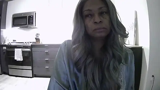 MSweetLindaParks online show from 07/16/26, 01:22