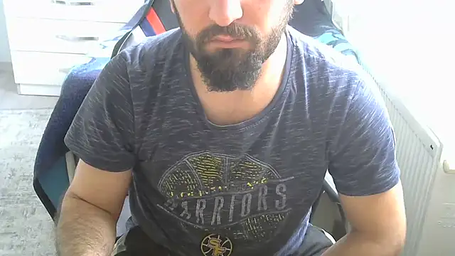 Snapshot of crazybaby5461 chatting on 03/25/26, 10:32 crazybaby5461 online show from 03/25/26, 10:32