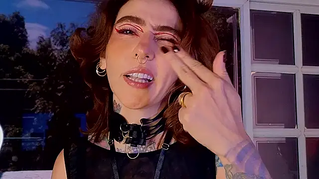 Evangelyne 1 online show from 09/09/25, 03:55