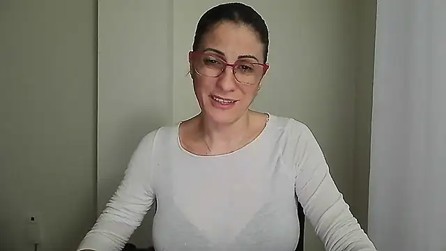 Sanada hot online show from 12/18/25, 03:29