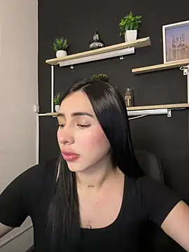 isabella jade online show from 02/03/26, 10:04