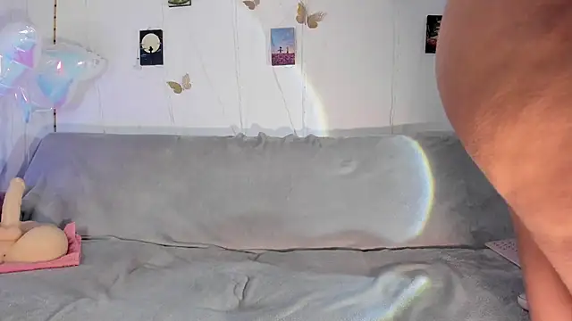 ineedmydaddy  online show from 04/28/26, 02:27