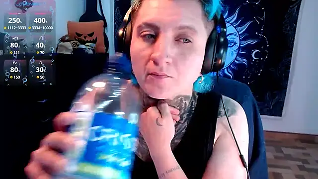 Marieblueeyes online show from 02/15/25, 06:44