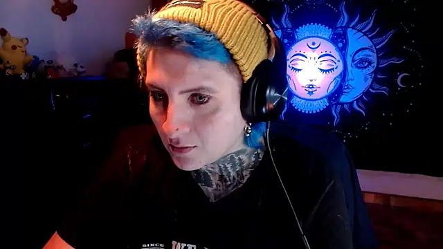 Marieblueeyes online show from 02/21/25, 04:51