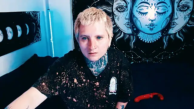 Marieblueeyes online show from 02/16/26, 01:35