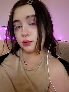 Yammy Yumi online show from 01/21/25, 12:15