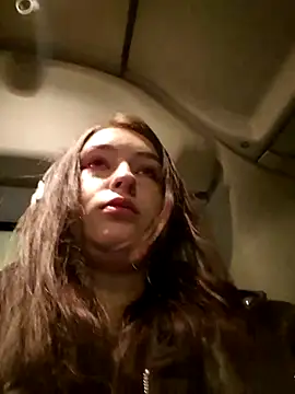 Yammy Yumi online show from 02/25/25, 05:47