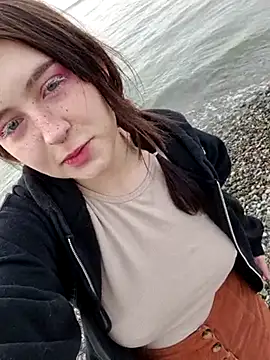 Yammy Yumi online show from 03/14/25, 01:24