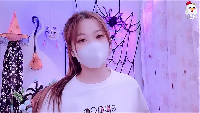 hen237 online show from 10/20/25, 09:48