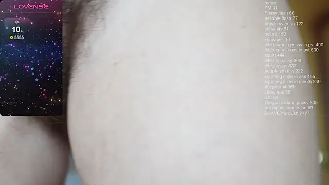 SophieBush online show from 11/17/25, 07:47