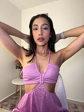 Snapshot of SelenaStone chatting on 03/08/25, 10:45 SelenaStone online show from 03/08/25, 10:45