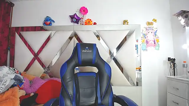 jakson hot online show from 02/06/25, 12:00