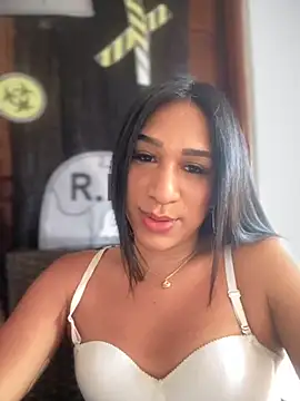 Ashly Miller online show from 11/01/25, 07:49