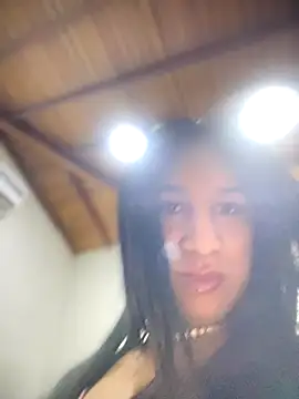 Ashly Miller online show from 11/03/25, 07:59