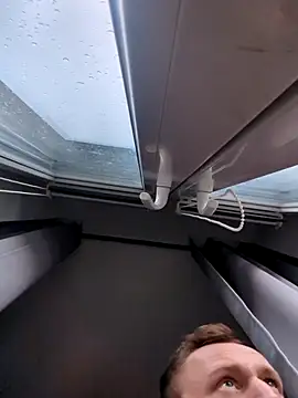 geilehure26 online show from 10/28/25, 02:53