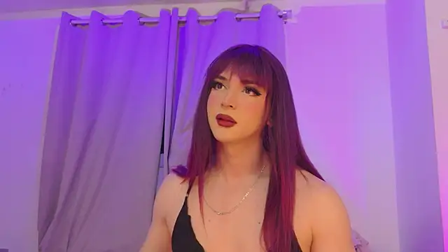 Snapshot of reginarose69 chatting on 07/17/26, 02:18 reginarose69 online show from 07/17/26, 02:18