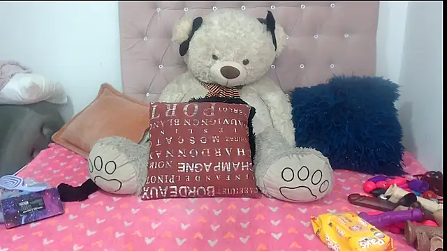 Snapshot of Negrabig chatting on 04/19/26, 03:50 Negrabig online show from 04/19/26, 03:50