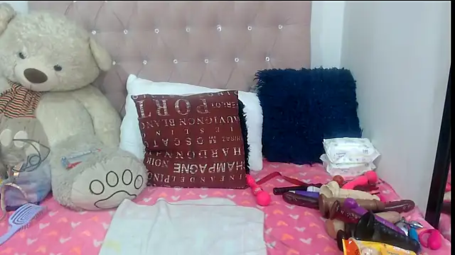 Snapshot of Negrabig chatting on 05/07/26, 03:12 Negrabig online show from 05/07/26, 03:12