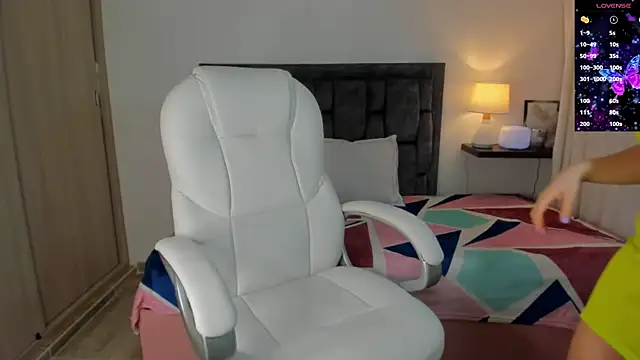 lucia s1 online show from 02/11/25, 11:10