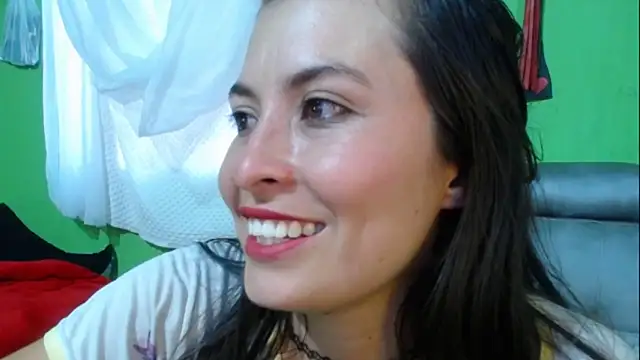 Alexandrasaenz online show from 01/02/25, 10:44