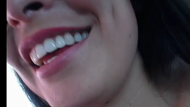 Alexandrasaenz online show from 12/03/25, 08:18