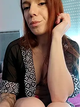 clara-francaise online show from 11/26/25, 02:40