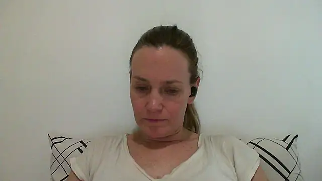 Annylove1 online show from 03/17/25, 09:45