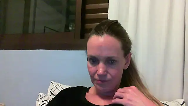 Annylove1 online show from 09/20/25, 12:11