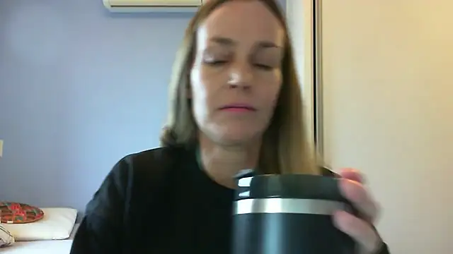 Annylove1 online show from 09/26/25, 11:03