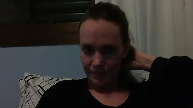 Annylove1 online show from 10/03/25, 12:29