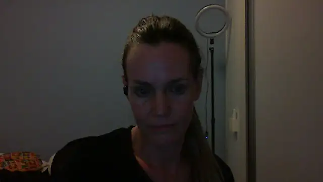 Annylove1 online show from 10/24/25, 12:08