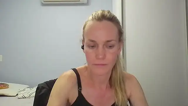 Annylove1 online show from 01/08/26, 12:24