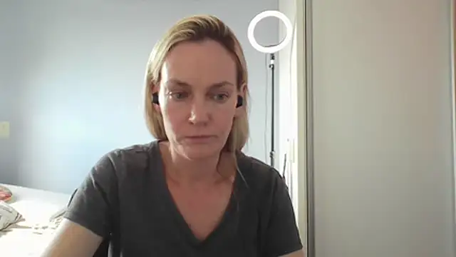 Annylove1 online show from 02/13/26, 04:47