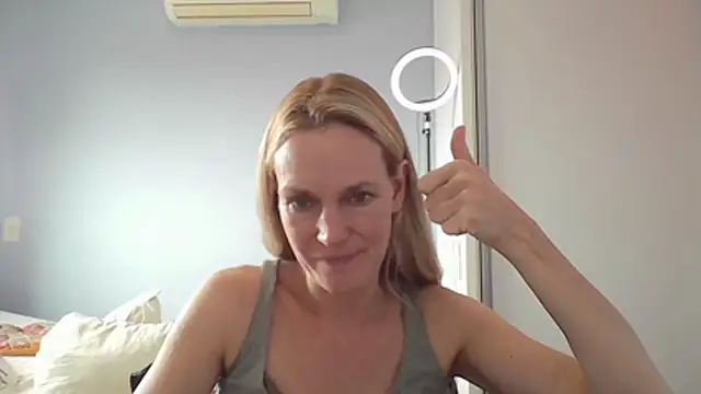 Annylove1 online show from 02/23/26, 04:48