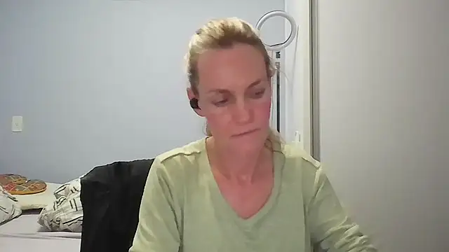 Annylove1 online show from 03/06/26, 12:18