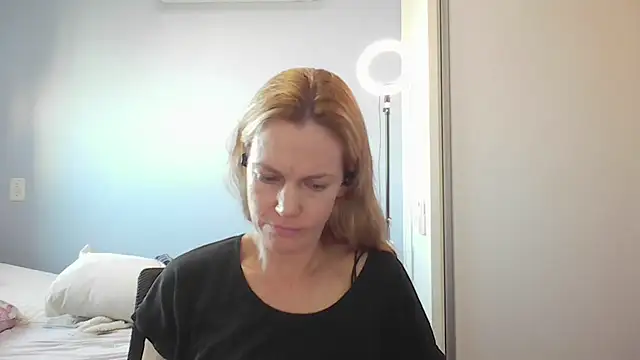 Annylove1 online show from 04/15/26, 10:55