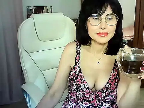 Alyona Alex online show from 10/26/25, 09:04